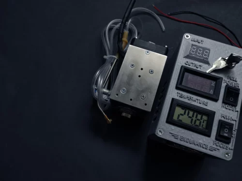 10 Ватт (10000 мВт) "DeLux" реальная номинальная выходная мощность лазерной головки для вашего 3D принтера / станка с ЧПУ / гравировальной рамы.