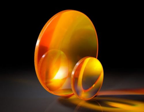 25,4 мм диам. x 127 мм FL, просветляющее покрытие 8–12 мкм, оптика ISP, селенид цинка (ZnSe), линза PCX | AR812-ZC-PX-25-127