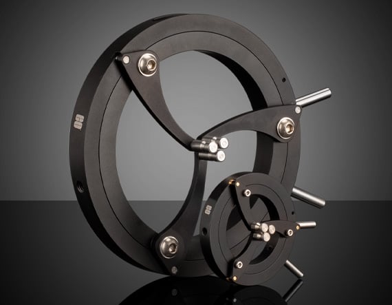 4,0–36,0 мм, оптический диаметр, самоцентрирующийся кулачковый зажим