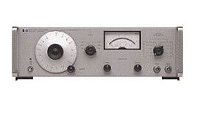 Генератор Agilent 651A