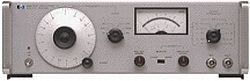 Генератор Agilent 652A