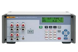 Стандарт Fluke 525A