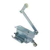 Механическая блокировка: для двухдверных корпусов Enviroline высотой более 30 дюймов (В) с центральным каналом между дверями (PN# SCE-104941)