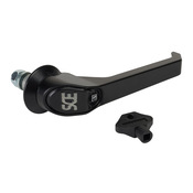 Ручка-защелка Saginaw 7 дюймов: для корпусов Saginaw с 3-точечной дверной фурнитурой (PN# SCE-PCH7-7SC)