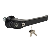 Ручка-защелка Saginaw 7in: для корпусов Saginaw с дверной фурнитурой с 3 точками крепления (PN# SCE-PKH7)