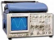 2445B Аналоговый осциллограф Tektronix