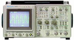 2467 Аналоговый осциллограф Tektronix
