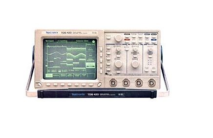Цифровой осциллограф Tektronix TDS420
