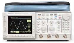 TDS724C Цифровой осциллограф Tektronix