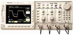 TDS744A Цифровой осциллограф Tektronix