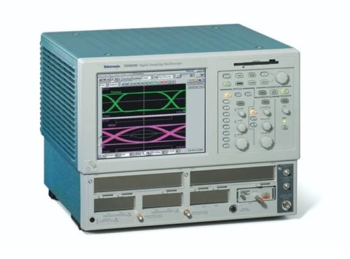 Цифровой осциллограф Tektronix TDS8200