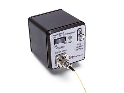 Волоконно-оптический приемник, связь по постоянному току, 500–1630 нм, 12 ГГц, одномодовый FC Модель: 1544-B