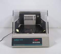 Настольный экологический шейкер New Brunswick Scientific Innova 4080