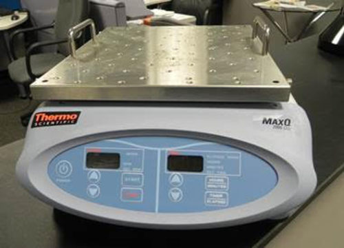 Орбитальный шейкер Thermo Scientific MaxQ 2000