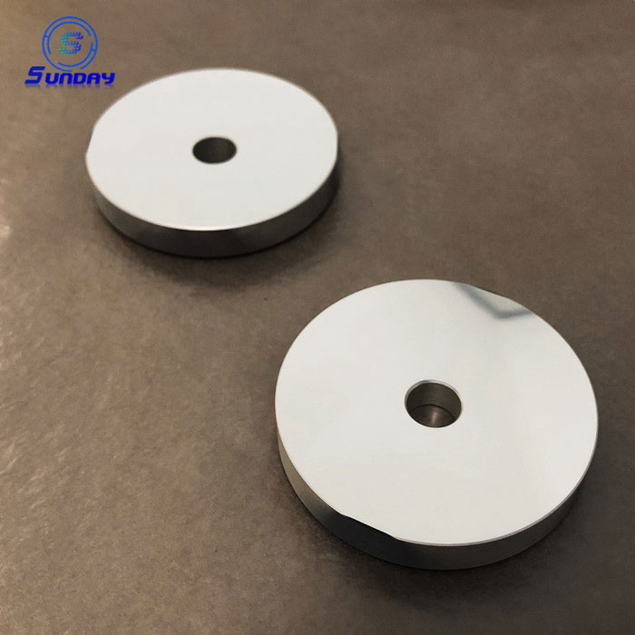 Зеркало с дыркой