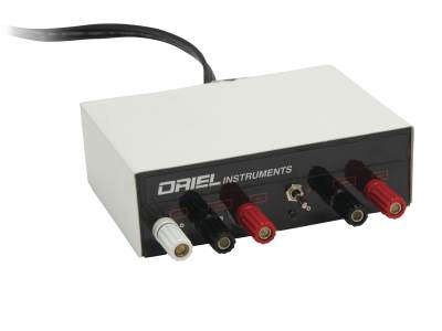 Лабораторный источник питания, +/- 15 В постоянного тока, 115 В переменного тока Модель: 70703