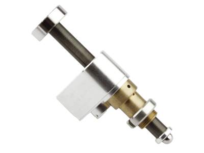 Пикомоторный привод, совместимый с вакуумом, ход 1,0 дюйма, хвостовик 0,375 дюйма Модель: 8302-V