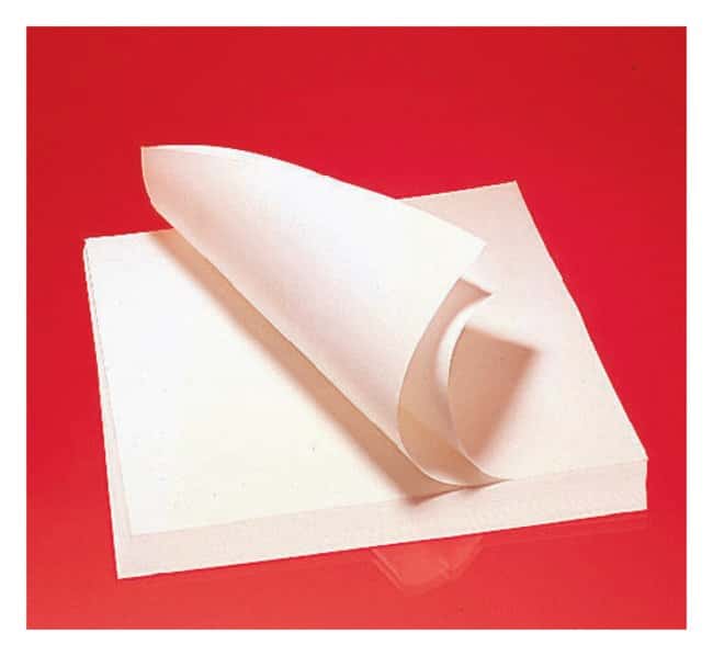 Простые листы фильтровальной бумаги Fisherbrand™ качественного качества — класс P5