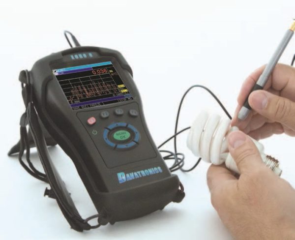 ECHO 7 Precision Ultrasonic Thickness Gauge