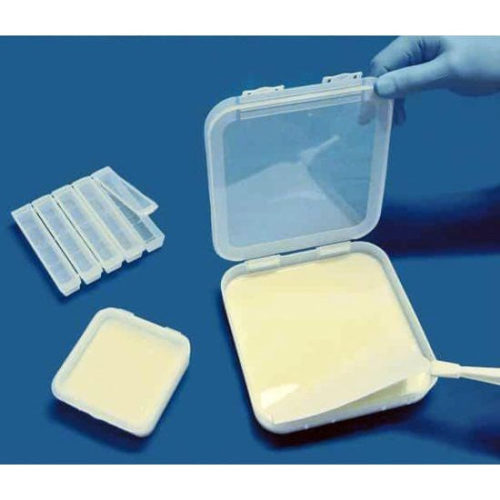 Small Square Trays, 90 x 90mm (3 1/2 X 3 1/2')