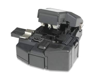 Скалыватель волокна, 0,5 град., скола 6-10 мм, покрытие 250-900 мкм (ожидается RoHS) Модель: F-BK3