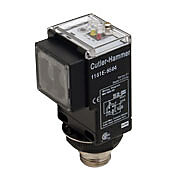 Прямоугольный фотодатчик: дальность 500 футов, излучатель на пересечение луча (номер по каталогу 1151E-6504)