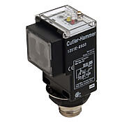 Прямоугольный фотодатчик: дальность 500 футов, приемник на пересечение луча (номер по каталогу 1251E-6503)