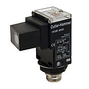 Прямоугольный фотодатчик: диапазон 45 дюймов, поляризованный световозвращающий (номер по каталогу 1452E-6503)