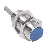 Индуктивный датчик приближения: диаметр 18 мм, корпус 35 мм, диапазон 10 мм (арт. № AK9-10-1A)