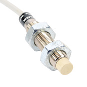 Индуктивный датчик приближения: диаметр 8 мм x корпус 44,4 мм, диапазон 2 мм (PN# PBE6-AN-2A)