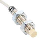 Индуктивный датчик приближения: диаметр 8 мм x корпус 44,4 мм, диапазон 2 мм (PN# PBE6-AP-2A)