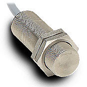 Индуктивный датчик приближения: диаметр 18 мм, корпус 63,5 мм, диапазон 10 мм (PN# PKW-AP-5A)