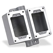 Соединительная коробка/коробка устройства: проходная, 2 группы, (2) ввода кабелепровода 3/4 дюйма с внутренней резьбой NPT (PN# SWB-11)