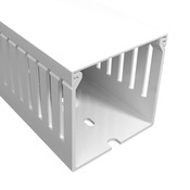 Узкий кабельный канал с открытыми пазами: длина 6,5 футов/2 м, ширина 2,25 дюйма (PN# T1E-2222W-1)