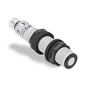 Ультразвуковой датчик приближения: диаметр 18 мм x корпус 91,7 мм, диапазон 150–1600 мм (номер по каталогу UK1D-E2-0E)