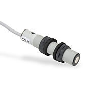 Ультразвуковой датчик приближения: диаметр 18 мм, корпус 83,6 мм, диапазон 150–1600 мм (номер по каталогу UK1D-E3-0A)