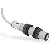 Ультразвуковой датчик приближения: диаметр 18 мм, корпус 84,6 мм, диапазон 200–2200 мм (номер по каталогу UK1F-E1-0A)