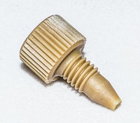 0100-2562- Фитинг из PEEK, затягиваемый пальцами, цельный, для капилляров и трубок с наружным диаметром 1/16 дюйма, подходит к портам Swagelok 10-32, используется с жидкостной хроматографией 1100 Infinity, жидкостной хроматографией 1200 Infinity и жидкостной хроматографией 1260 Infinity.