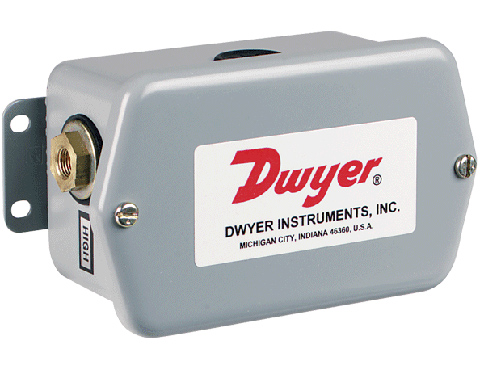 Dwyer 647 Differential Pressure Transmitter
