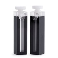 6610001800- Прямоугольная полумикроячейка, кварцевая, с открытым верхом и крышкой из ПТФЭ (входит в комплект поставки), апертура 4 мм, длина оптического пути 10 мм, толщина основания 3 мм, самомаскирующиеся черные стенки, 1,4 мл, 1 шт./уп. Подходит для всех спектрофотометров УФ-Вид Agilent.