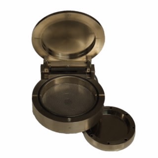 L6241306- Universal test fixture (flapper box), for 979 series leak detectors, NW25 fitting. . Kit includes flapper box PN L6241302 plus wire harness to connect to 979 LD.