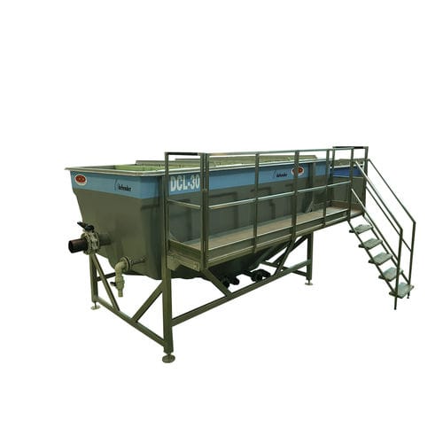 Пластинчатый декантер Defenderдля водоподготовкивертикальный