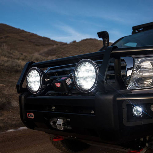 Светодиодный прожектор VWR043010WFKITпогодоустойчивыйIECдля внедорожников