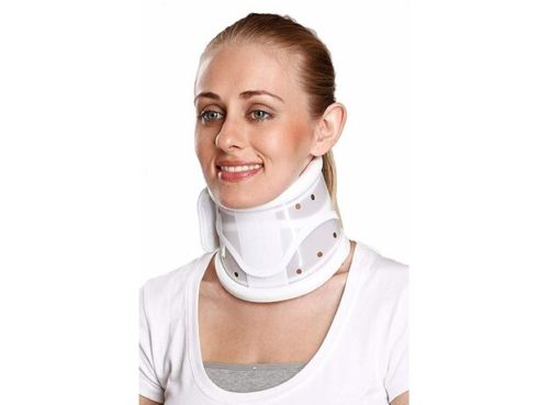 Жесткий регулируемый шейный воротник Tynor