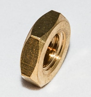 1510141500- ГАЙКА М10 ЛАТУНЬ ТОНКАЯ