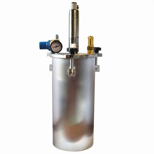 Резервуар высокого давления 5000ML-STAGдля хранениянерж.стальцилиндрический