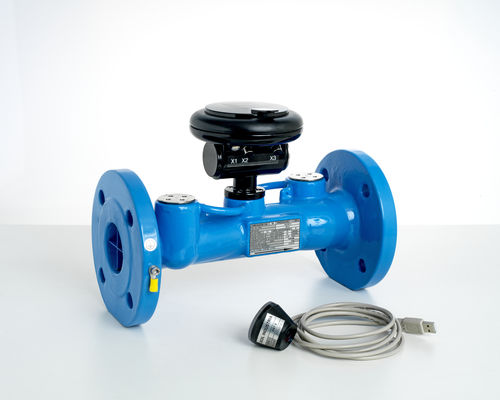 Ультразвуковой расходомер IFX-Cдля жидкостейфланцевыйс дисплеем