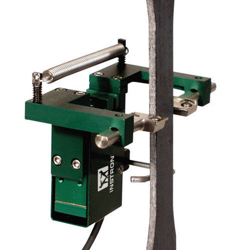 Тензометрический экстензометр серии W-E404, поперечно-осевой, с зажимом