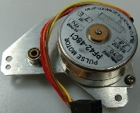 18596-60600- Двигатель лотка HP 18596A R в сборе, используется с автоматическими пробоотборниками жидкостей серии 7673.