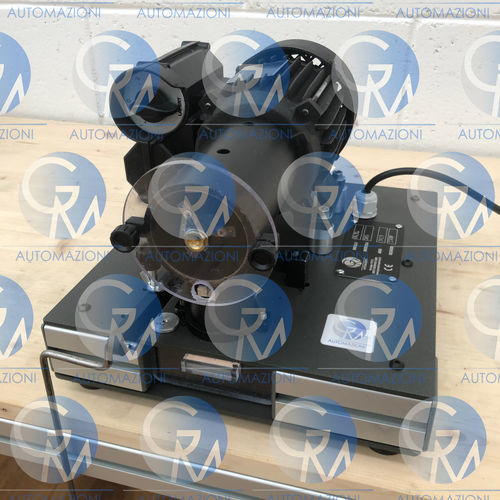 Машина для зачистки кабеля GM214SПневмоэлектрическая